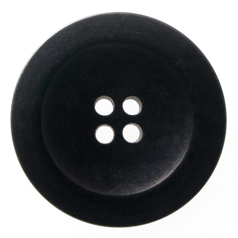 E704